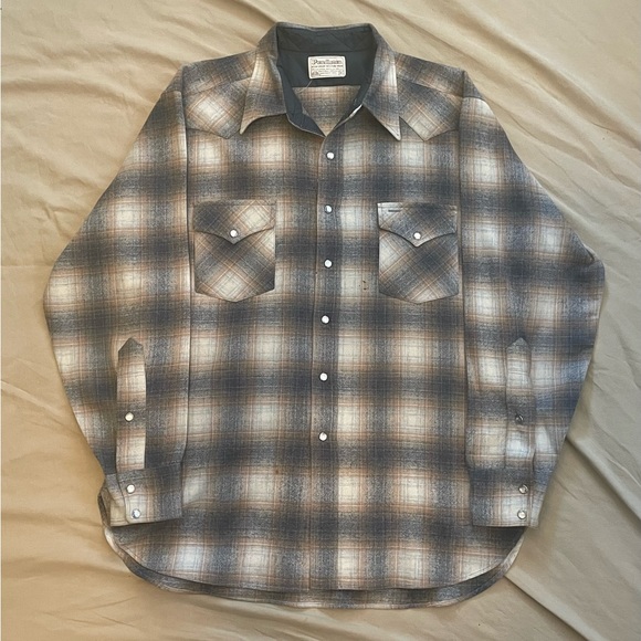 Woolrich Men’s Wool Flannel - Picture 5 of 16